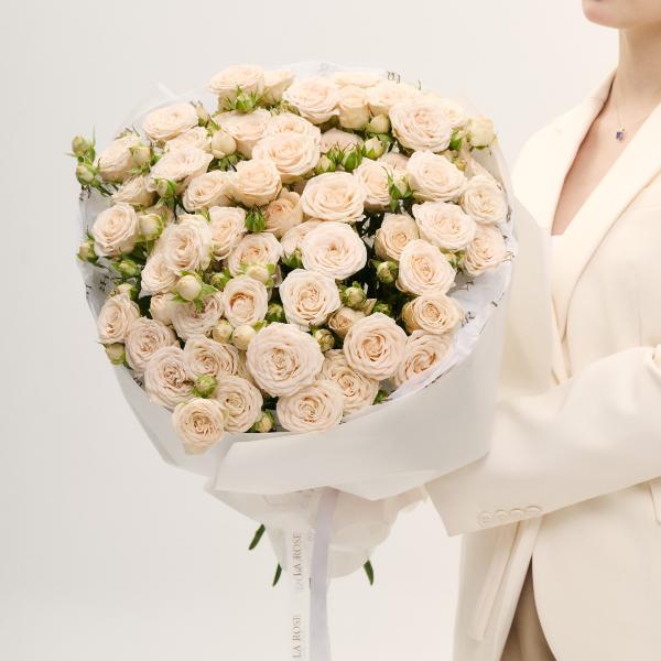 Букет Монобукет из кустовой розы Sophie купить в Новосибирске