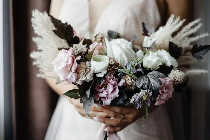 Букет невесты в Новосибирске: авторские решения La Rose 