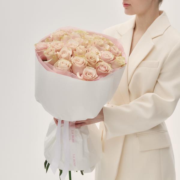 Монобукет розовых роз PInk Mondial купить в Новосибирске