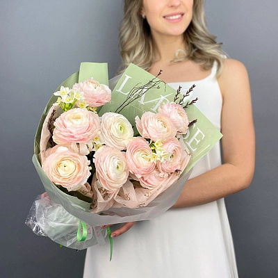 Букет из ранункулусов