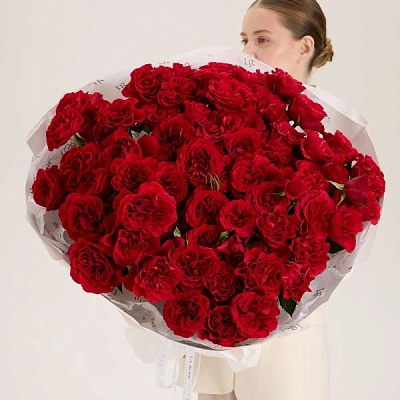 Монобукет из кустовой розы Bella Raspberry