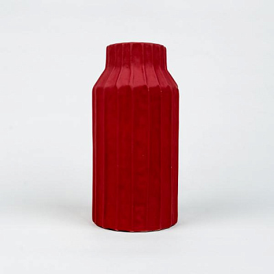 Crimson vase
